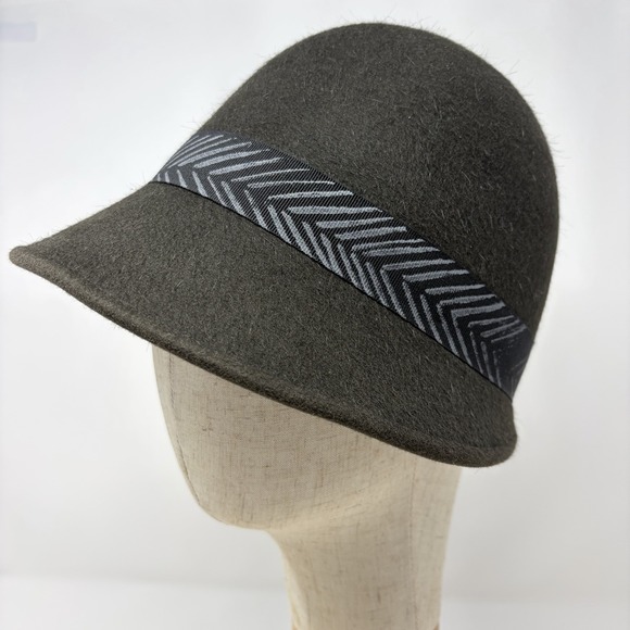 Barbisio Italian Rabbit Felt Cloche Hat Women Large US 7 3/8 EU 59 Made in Italy - Picture 2 of 8